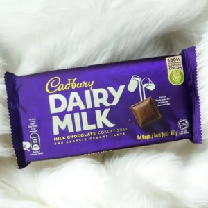 Cadbury Dairy Milk Coklat Susu Chocolate 160g