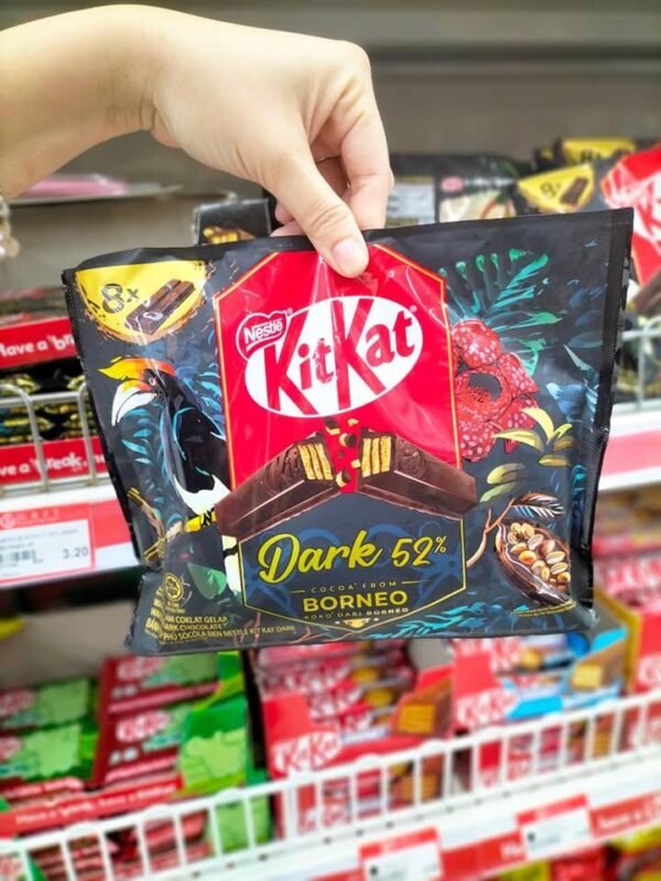 Nestle Kit Kat 4 Finger Chocolate Bar - Dark 52% Cocoa.